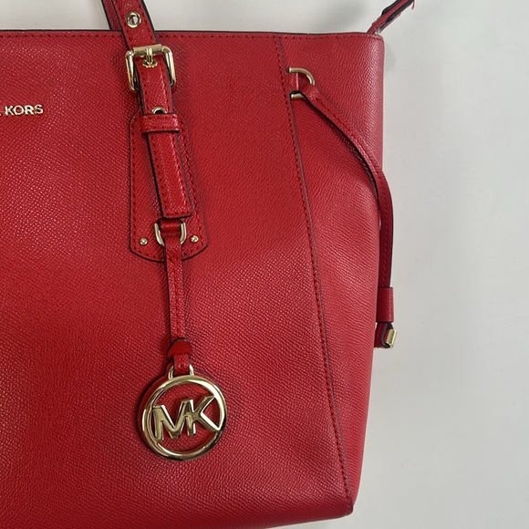 Michael Kors Large Red Tote Bag - Picture 3 of 10
